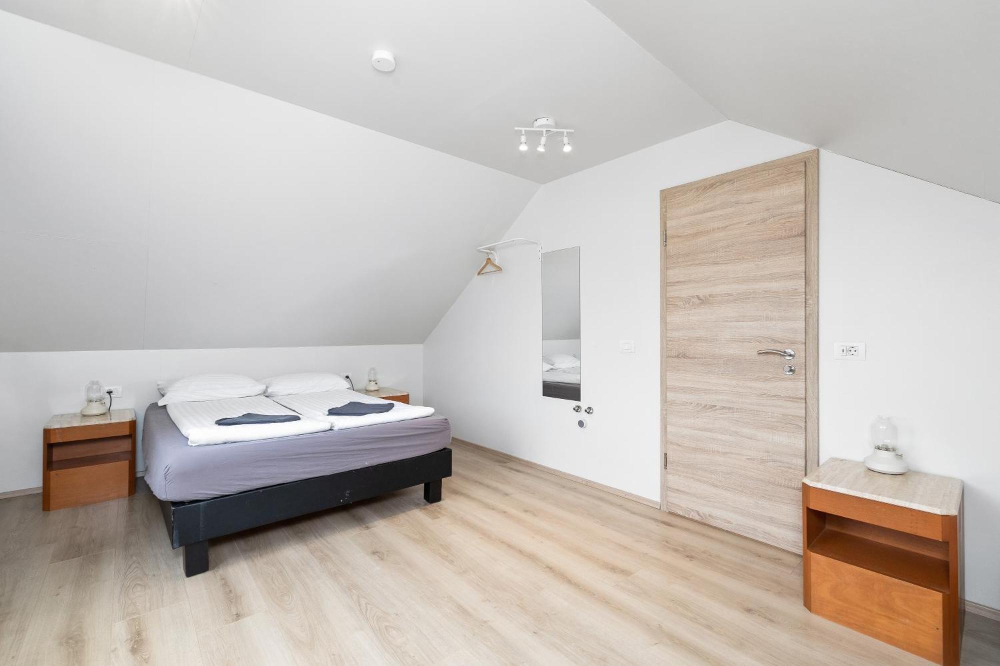 Guesthouse Rauthafell Holt  Екстер'єр фото